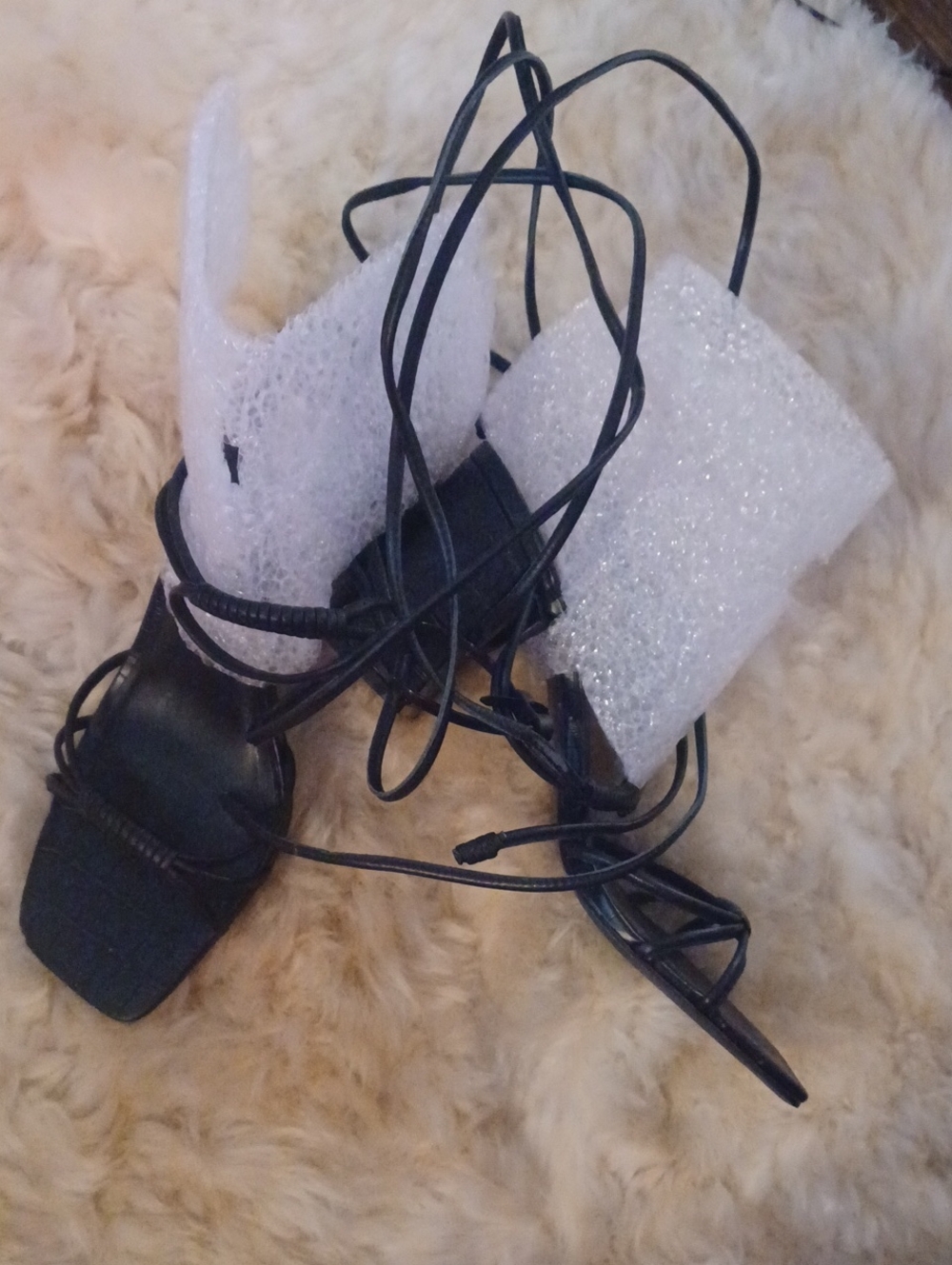 STEVE MADDEN LEATHER Black Strappy Lace-Up SANDALS BLOCK Heels sz.10